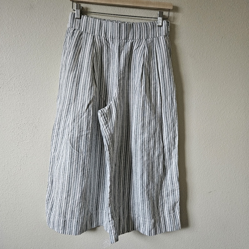 Gap High Rise Stripe Crop Wide-Leg Pants in Linen Blend 6